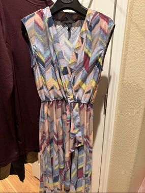 BCBGMaxAzria Multicolor Chevron Print Sleeveless Dress